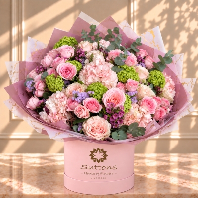Pink blush luxury hatbox