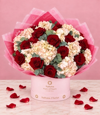 Blushing  Romance  Luxe Hatbox