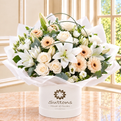 Cream Exquisite Luxe  Hatbox