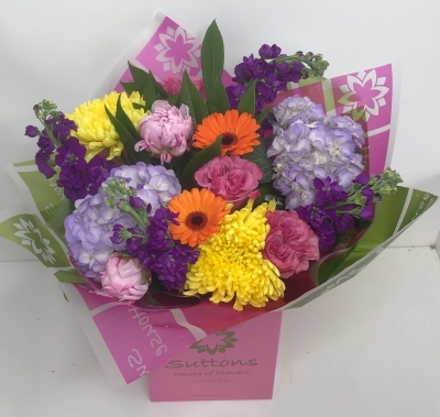summer loving hand tied