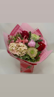 Summer petite gift box