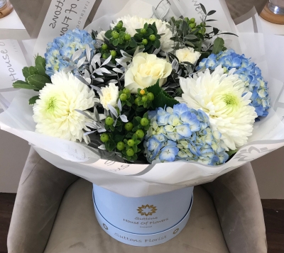 winter florist choice hatbox