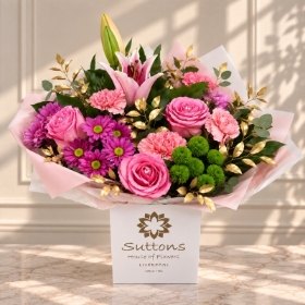 Timeless   Beauty  Handtied