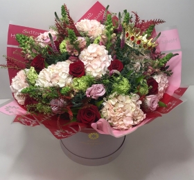 Obsession Luxe  Hatbox  with  Crown