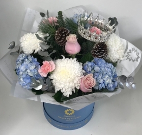 winter hatbox with crown