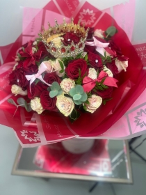 BLUSH AND ROUGE 50 LUXE HAT BOX ( CROWN OPTIONAL)