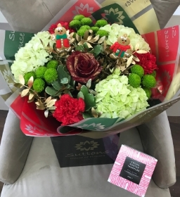 Gingerbread bouquet and chocolates