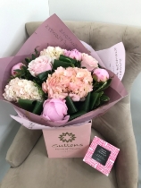 hydrangea rose& peony hand tied
