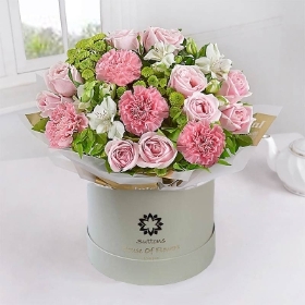 Pretty Pinks Luxury Hatbox