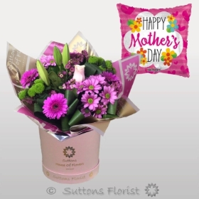 Mothers Love Hatbox and Balloon
