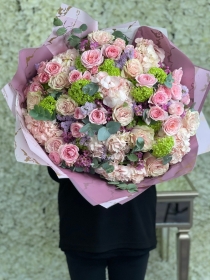 Pink blush luxury hatbox