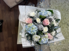 Winter hatbox