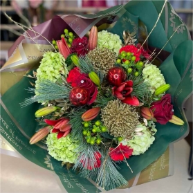 NOEL Luxury Hand Tied